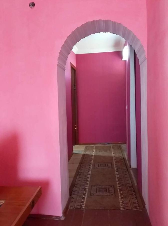 Udabno Naili Hotel Luaran gambar